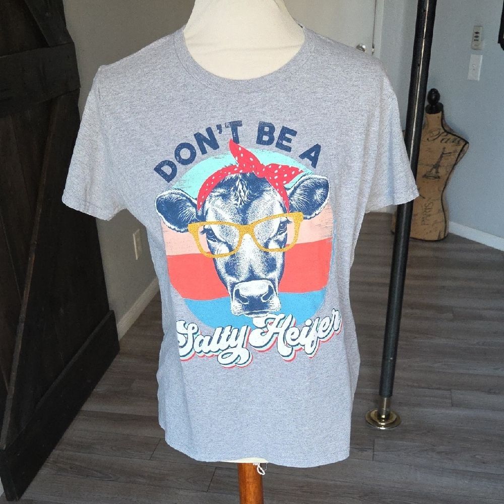 Gray TShirt Cow Graphic Salty Heifer Medium Large Funny